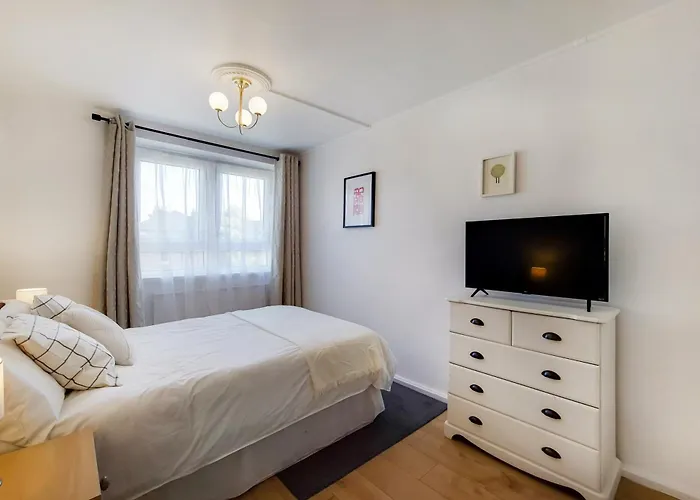 Regent\'S Park Apartment